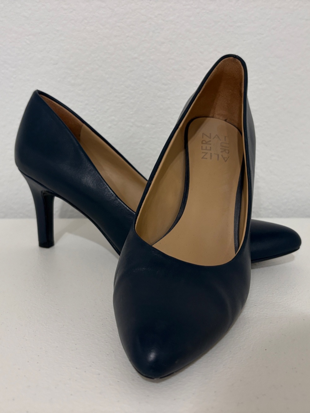 Naturalizer Women's Navy Pointed-Toe Pumps